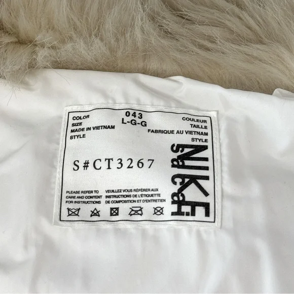 Nike x Sacai Parka Down Fill Faux Fur Skiing, Winter, Snow, Performance Jacket - Picture 10 of 16